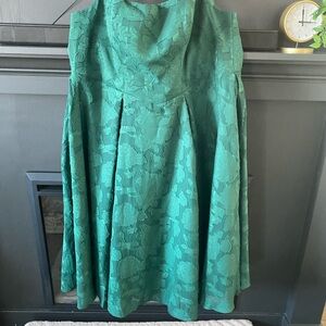 Elegant Green Floral Women's Tea Dress